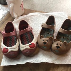 Mini Melissa Brown Bear & Pink White Red Cherry Frosting Set Size 8 Sandals